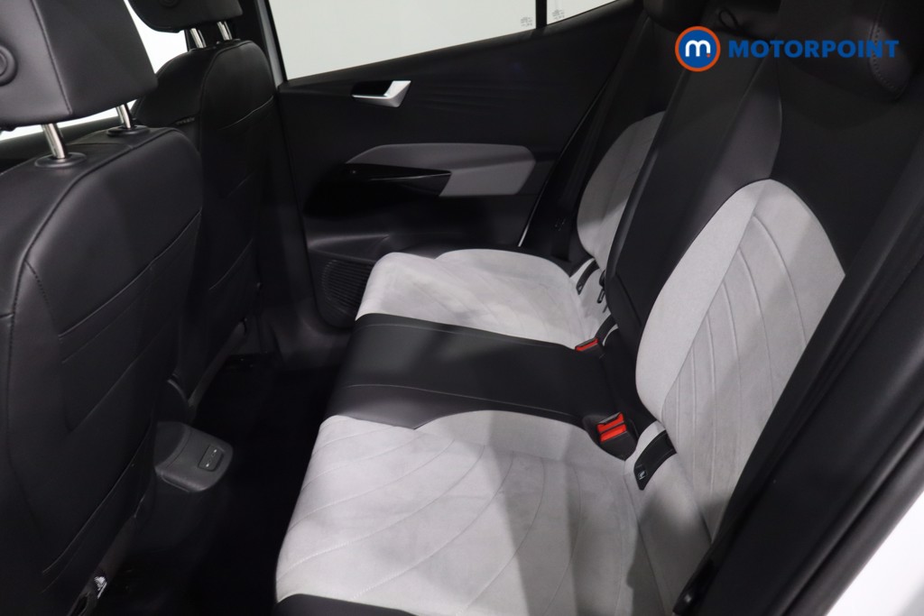Volkswagen Id.3 Family Pro Automatic Electric Hatchback - Stock Number (1630259) - 5th supplementary image