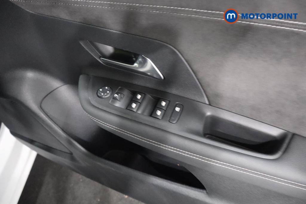 Vauxhall Mokka Ultimate Automatic Electric SUV - Stock Number (1630331) - 8th supplementary image