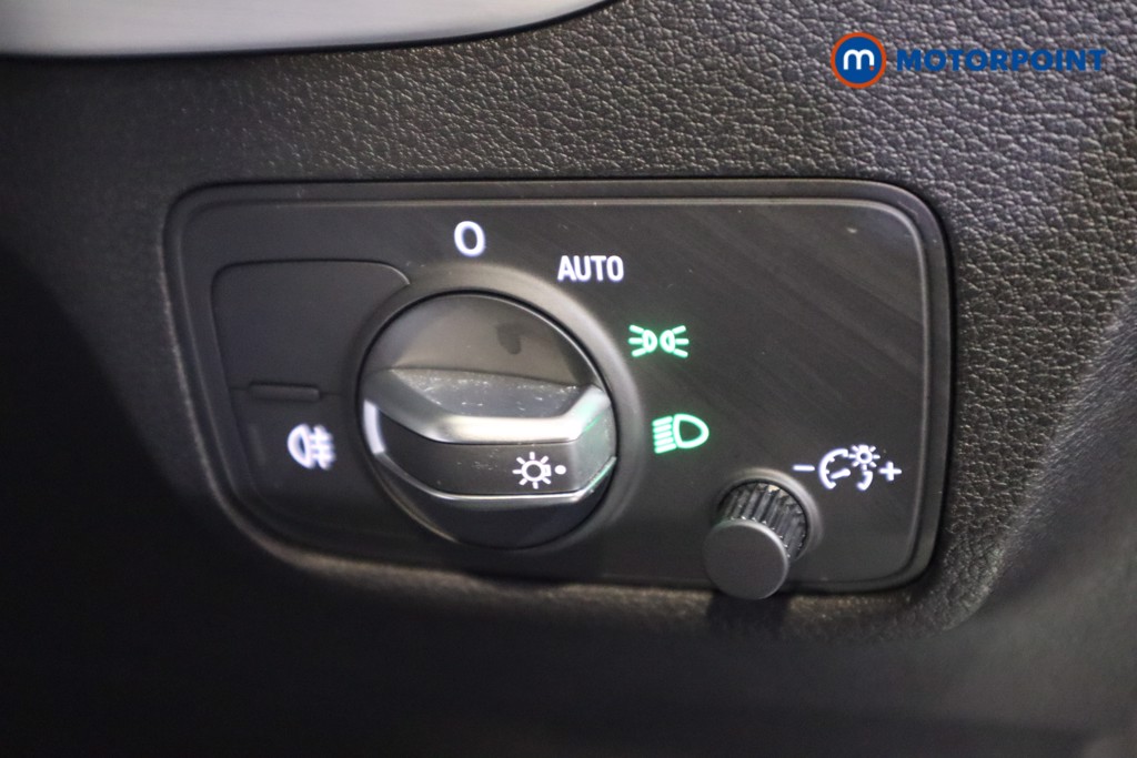 Audi Q2 Black Edition Automatic Petrol SUV - Stock Number (1630396) - 12th supplementary image