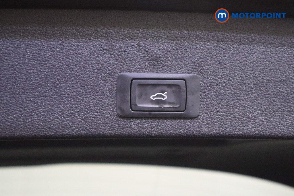 Audi Q2 Black Edition Automatic Petrol SUV - Stock Number (1630396) - 21st supplementary image