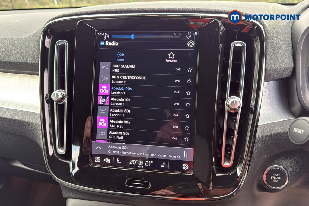 Volvo Xc40 Core Automatic Petrol SUV - Stock Number (1630431) - 9th supplementary image