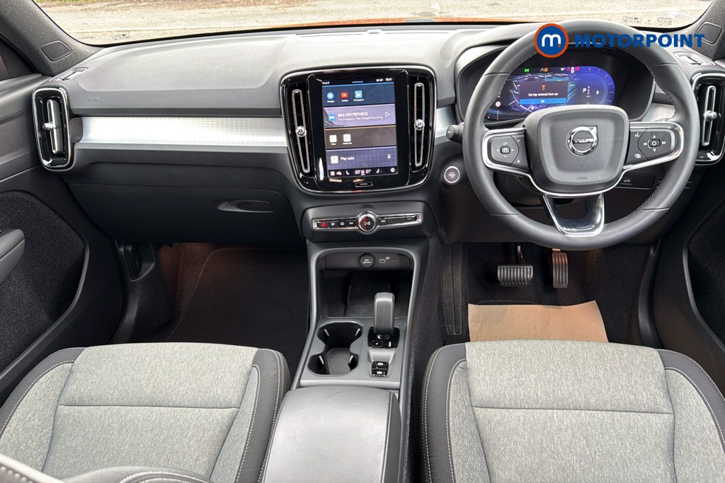 Volvo Xc40 Core Automatic Petrol SUV - Stock Number (1630431) - 1st supplementary image