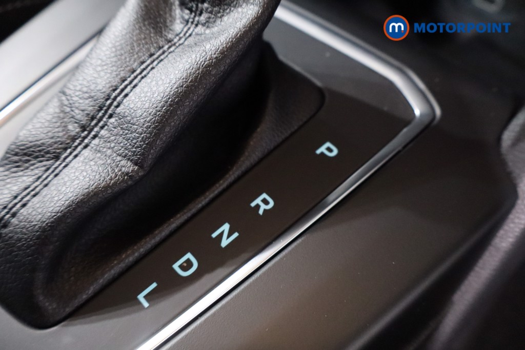 Ford Focus Titanium Automatic Petrol Hatchback - Stock Number (1630743) - 19th supplementary image