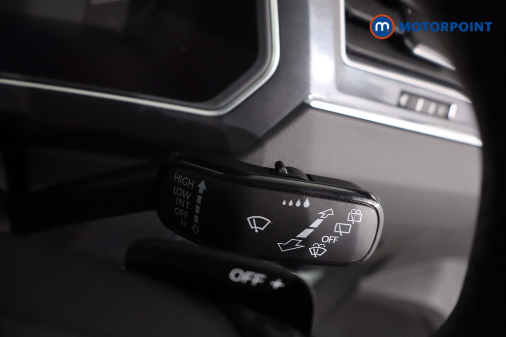 Volkswagen Tiguan R-Line Automatic Petrol SUV - Stock Number (1630967) - 17th supplementary image