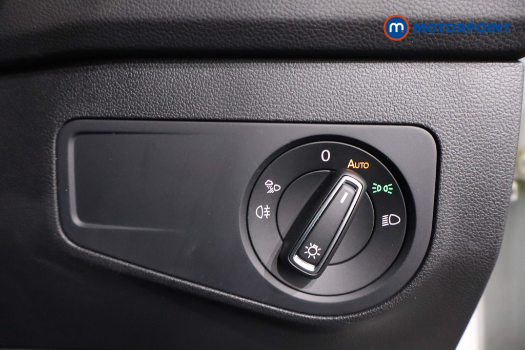 Volkswagen Tiguan R-Line Automatic Petrol SUV - Stock Number (1630967) - 18th supplementary image