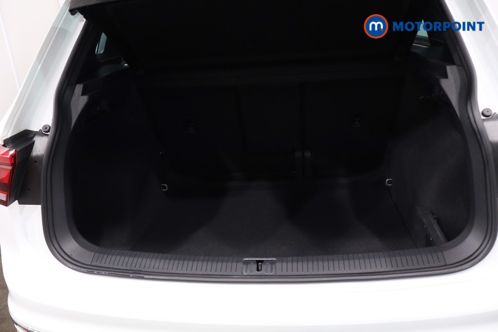 Volkswagen Tiguan R-Line Automatic Petrol SUV - Stock Number (1630967) - 45th supplementary image