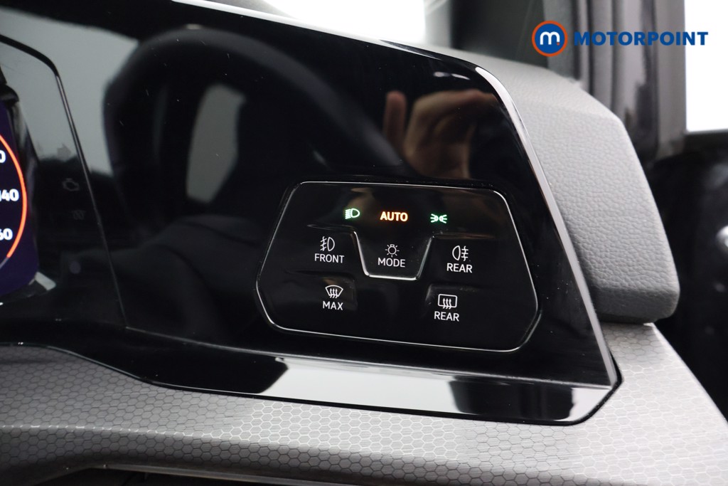 Volkswagen Golf GTE Automatic Petrol Plug-In Hybrid Hatchback - Stock Number (1630998) - 13th supplementary image