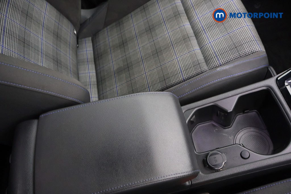 Volkswagen Golf GTE Automatic Petrol Plug-In Hybrid Hatchback - Stock Number (1630998) - 19th supplementary image