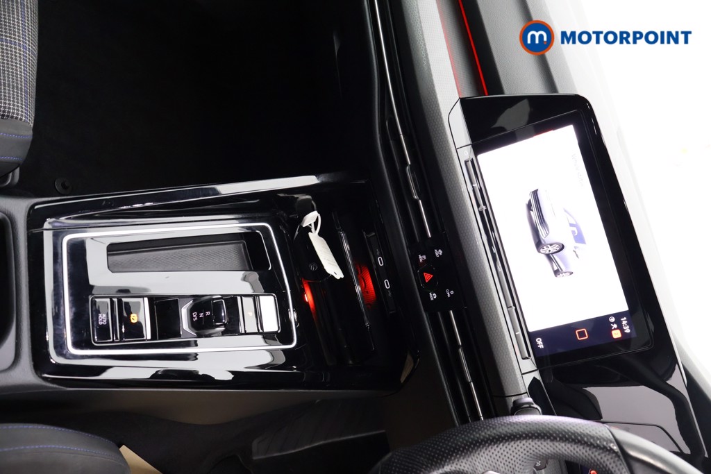 Volkswagen Golf GTE Automatic Petrol Plug-In Hybrid Hatchback - Stock Number (1630998) - 20th supplementary image