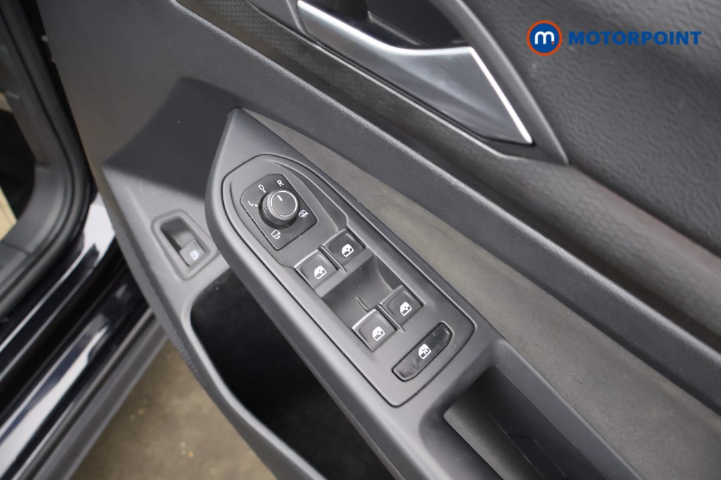 Volkswagen Golf GTE Automatic Petrol Plug-In Hybrid Hatchback - Stock Number (1630998) - 22nd supplementary image