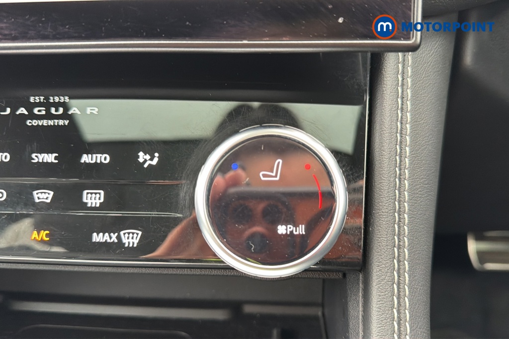 Jaguar F-Pace R-Dynamic Black Automatic Petrol SUV - Stock Number (1631362) - 14th supplementary image