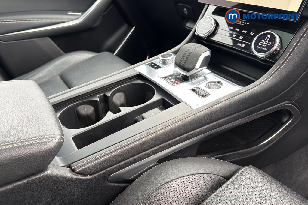 Jaguar F-Pace R-Dynamic Black Automatic Petrol SUV - Stock Number (1631362) - 15th supplementary image
