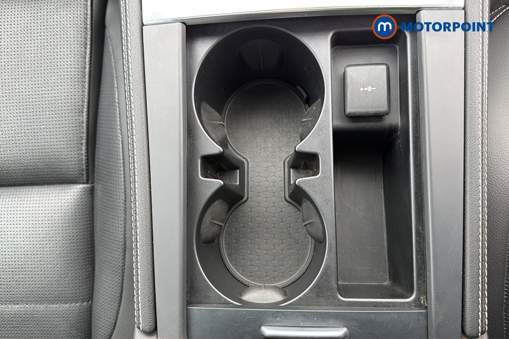 Jaguar F-Pace R-Dynamic Black Automatic Petrol SUV - Stock Number (1631362) - 16th supplementary image