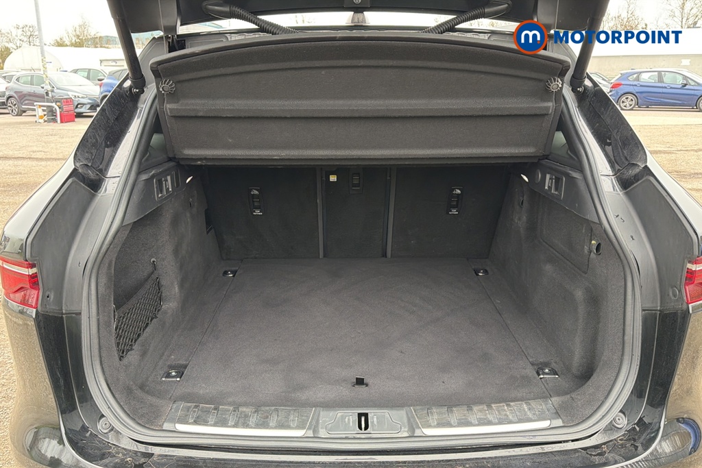 Jaguar F-Pace R-Dynamic Black Automatic Petrol SUV - Stock Number (1631362) - 30th supplementary image