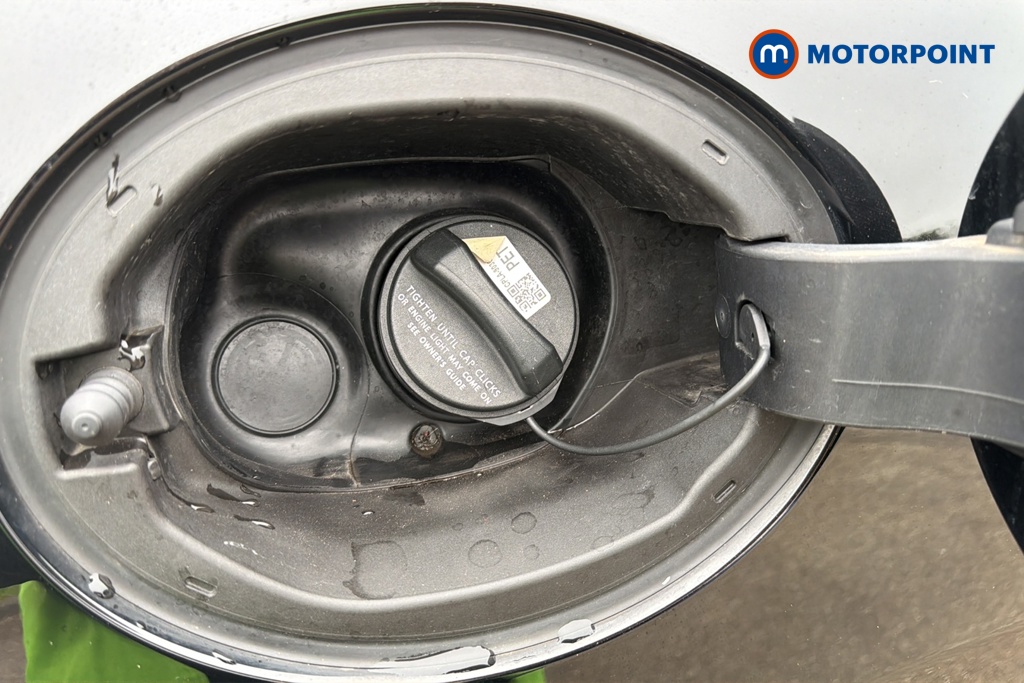 Jaguar F-Pace R-Dynamic Black Automatic Petrol SUV - Stock Number (1631362) - 41st supplementary image