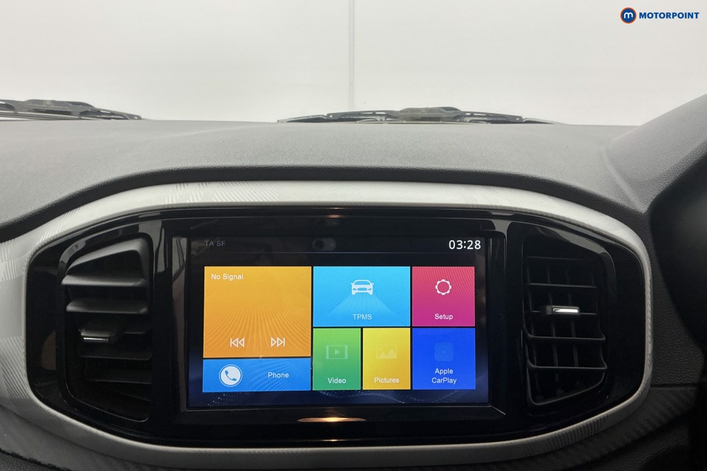 Mg Motor Uk MG3 Excite Manual Petrol Hatchback - Stock Number (1631405) - 2nd supplementary image