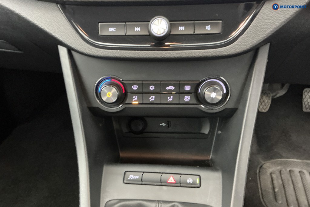 Mg Motor Uk MG3 Excite Manual Petrol Hatchback - Stock Number (1631405) - 16th supplementary image