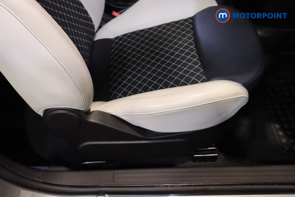 Fiat 500 Star Manual Petrol Hatchback - Stock Number (1631969) - 16th supplementary image