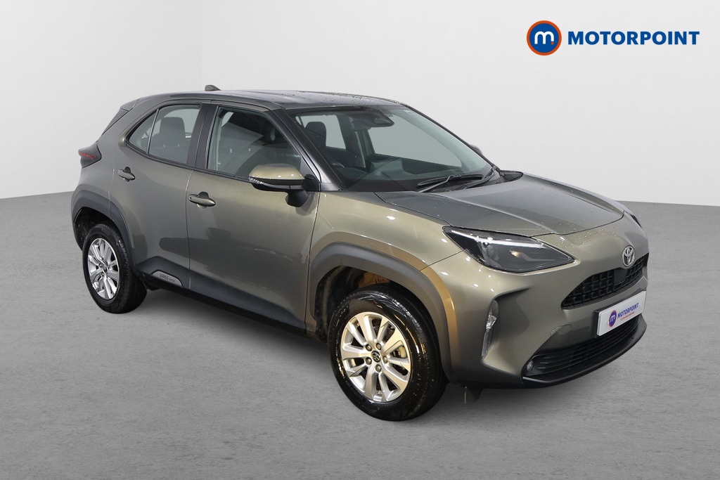 Toyota Yaris Cross Icon Automatic Petrol-Electric Hybrid Estate - Stock Number (1582047) - Drivers side front corner