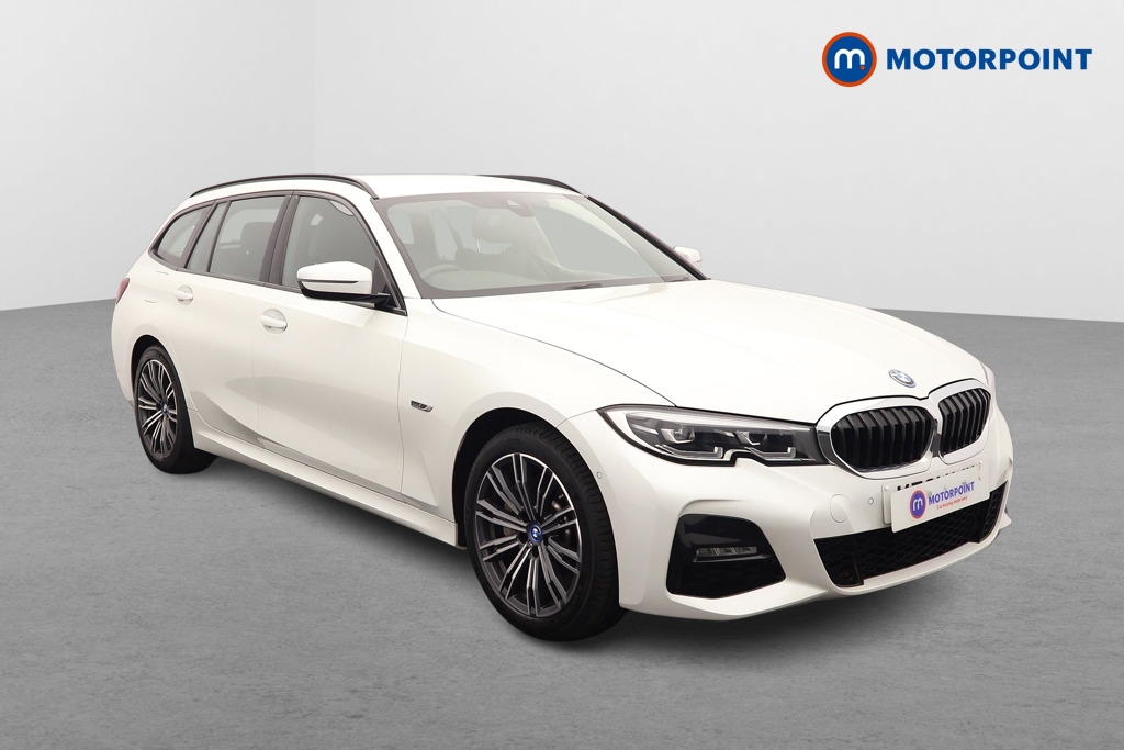 BMW 3 Series M Sport Automatic Petrol Plug-In Hybrid Estate - Stock Number (1604359) - Drivers side front corner
