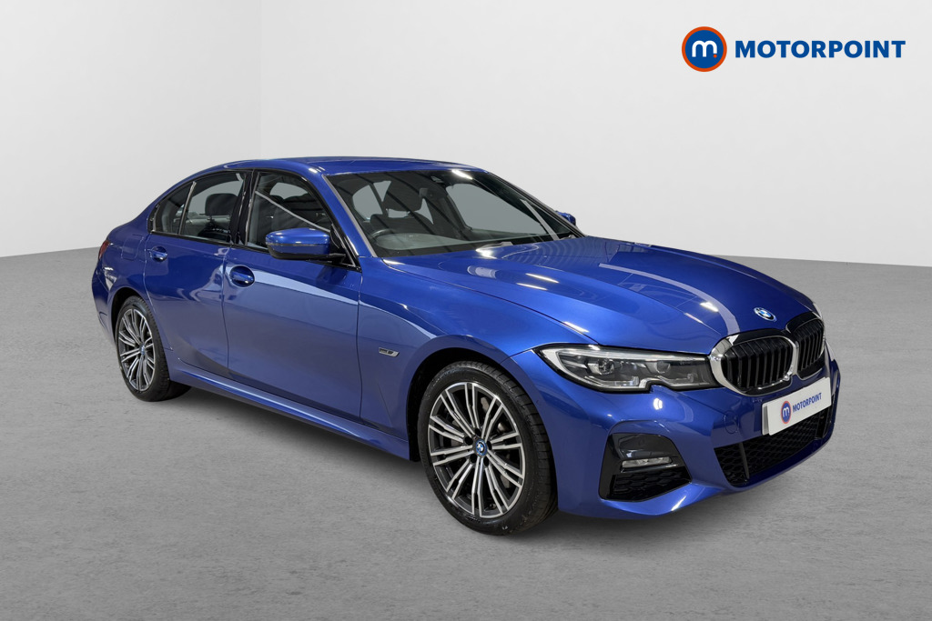BMW 3 Series M Sport Automatic Petrol Plug-In Hybrid Saloon - Stock Number (1604473) - Drivers side front corner