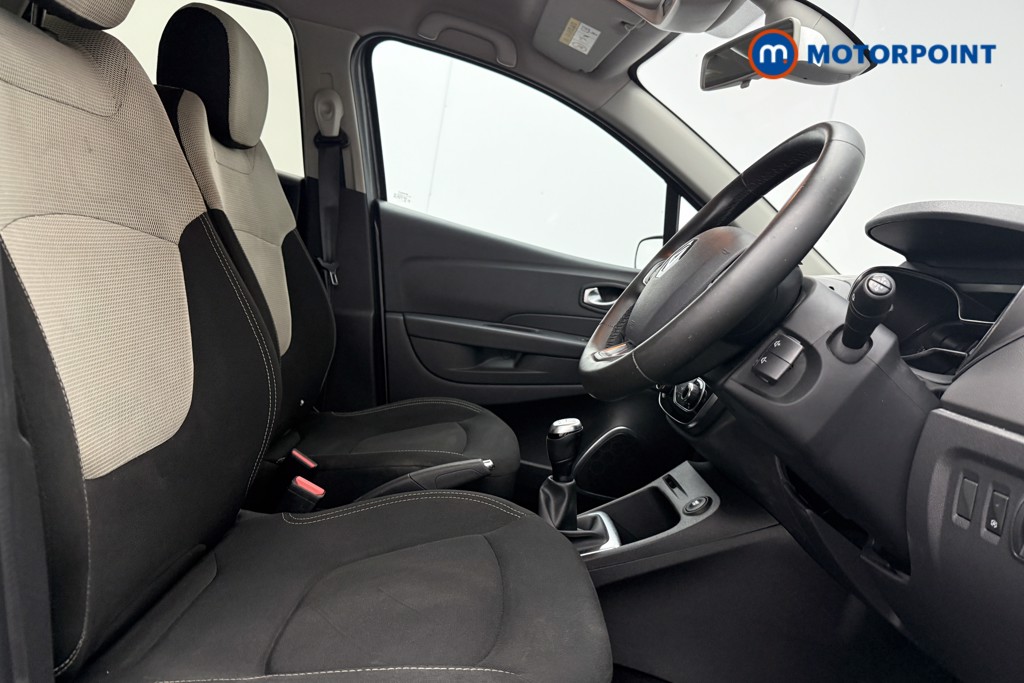 Renault Captur Iconic Manual Petrol SUV - Stock Number (1609883) - 7th supplementary image