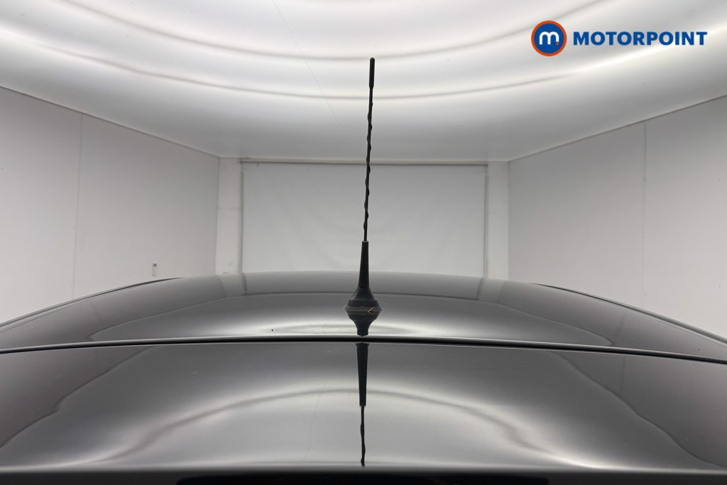 Renault Captur Iconic Manual Petrol SUV - Stock Number (1609883) - 26th supplementary image