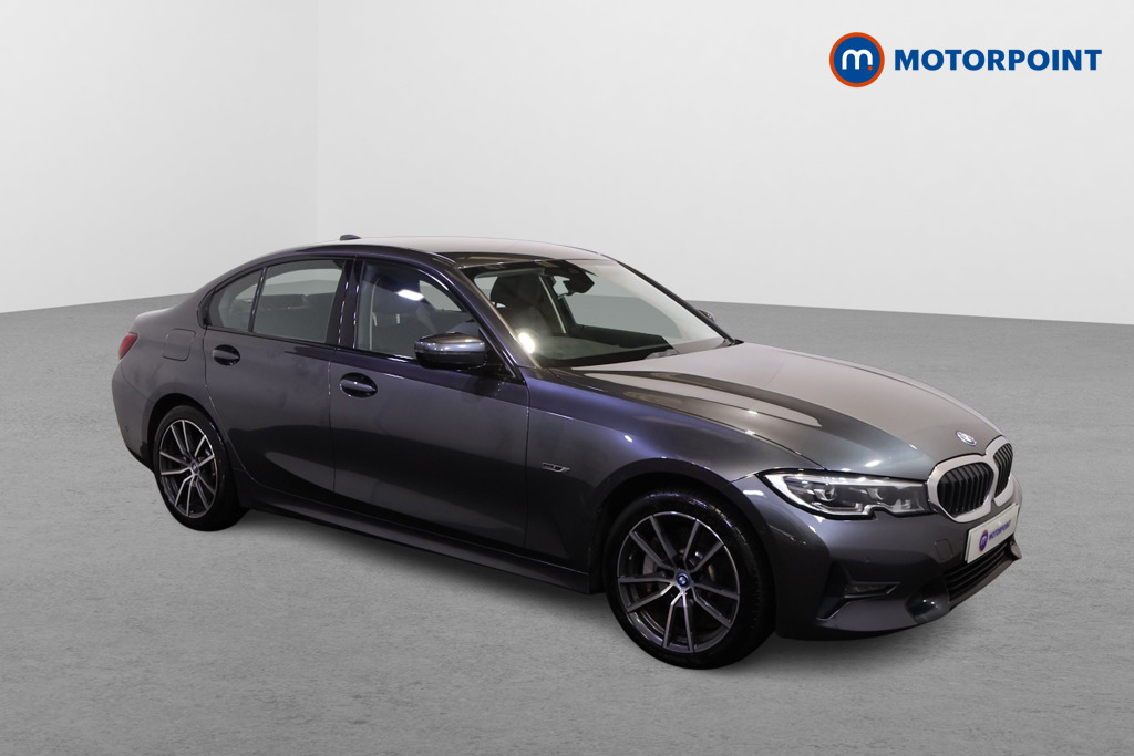 BMW 3 Series Sport Pro Automatic Petrol Plug-In Hybrid Saloon - Stock Number (1611590) - Drivers side front corner