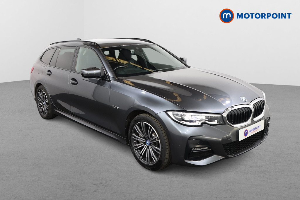 BMW 3 Series M Sport Automatic Petrol Plug-In Hybrid Estate - Stock Number (1612041) - Drivers side front corner