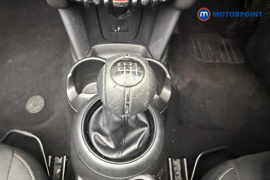 Mini Convertible Cooper Manual Petrol Convertible - Stock Number (1612924) - 6th supplementary image