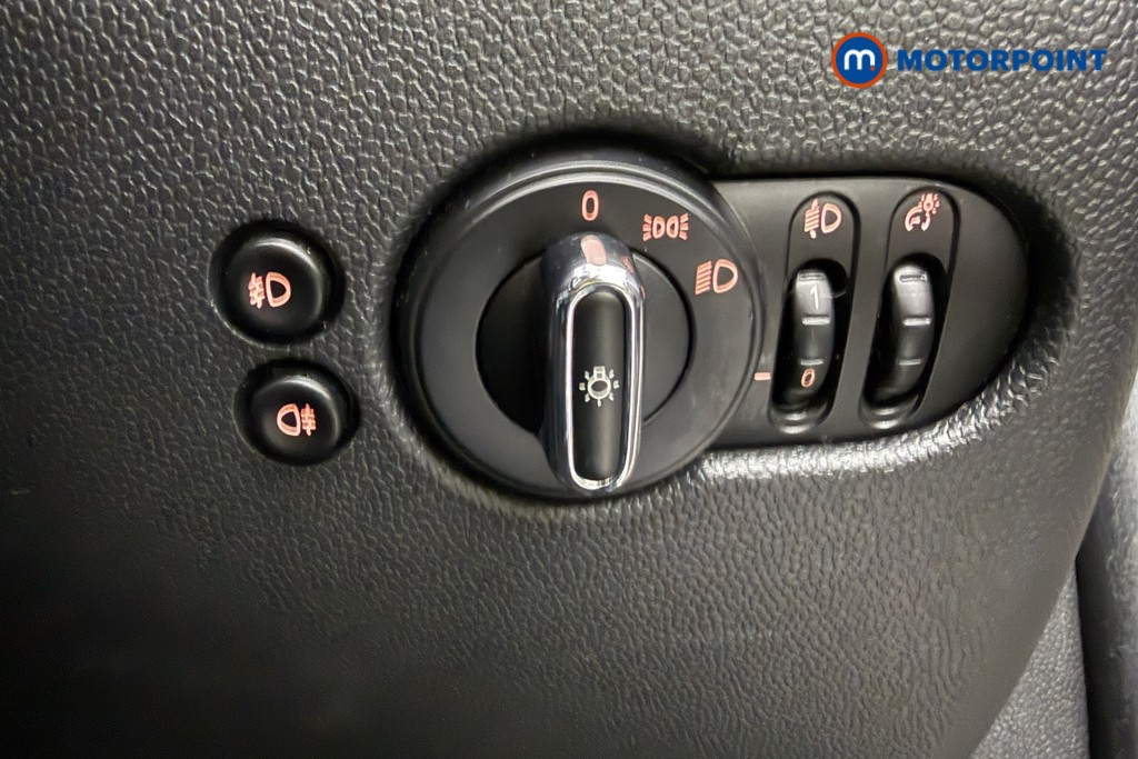 Mini Convertible Cooper Manual Petrol Convertible - Stock Number (1612924) - 16th supplementary image