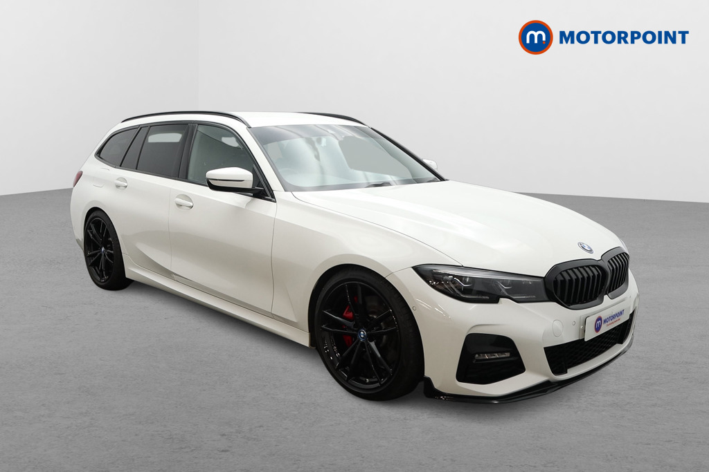 BMW 3 Series M Sport Automatic Petrol Plug-In Hybrid Estate - Stock Number (1613592) - Drivers side front corner