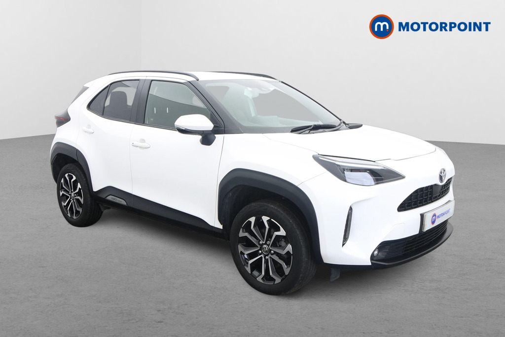 Toyota Yaris Cross Design Automatic Petrol-Electric Hybrid Estate - Stock Number (1613617) - Drivers side front corner