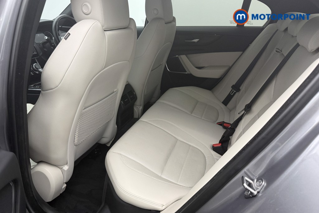 Jaguar XE R-Dynamic Black Automatic Diesel Saloon - Stock Number (1615163) - 5th supplementary image