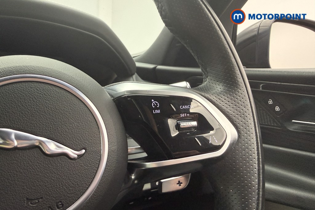 Jaguar XE R-Dynamic Black Automatic Diesel Saloon - Stock Number (1615163) - 9th supplementary image