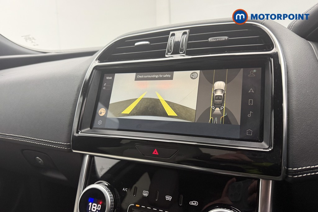 Jaguar XE R-Dynamic Black Automatic Diesel Saloon - Stock Number (1615163) - 12th supplementary image