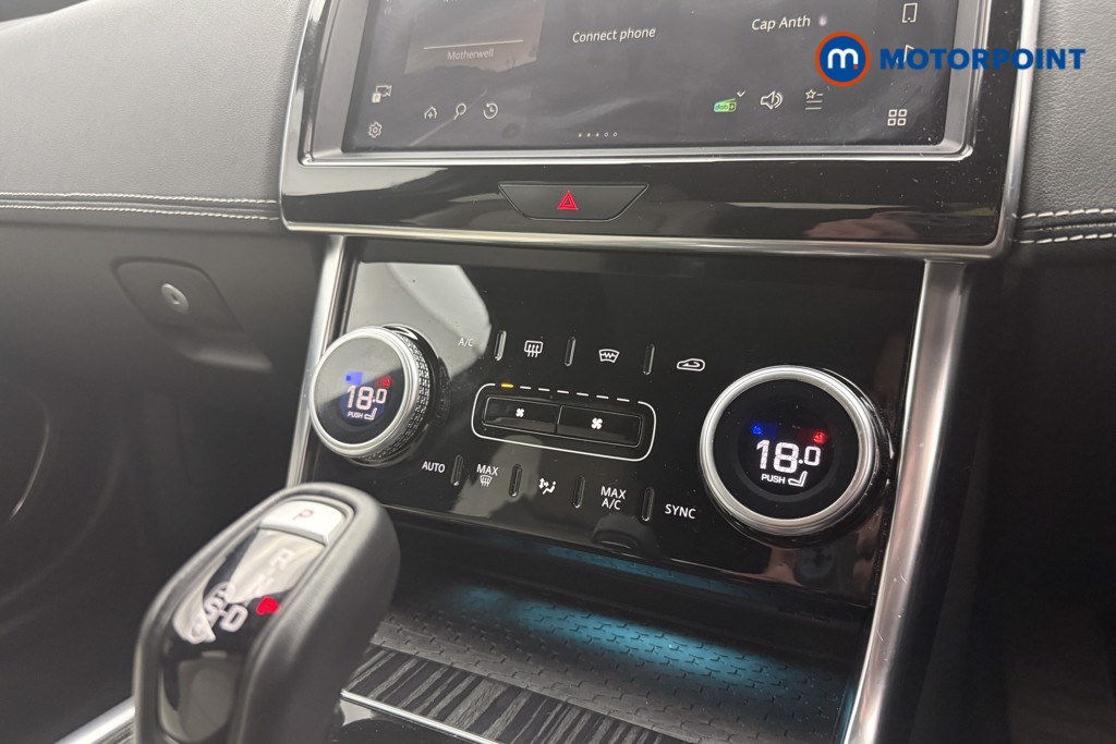 Jaguar XE R-Dynamic Black Automatic Diesel Saloon - Stock Number (1615163) - 14th supplementary image