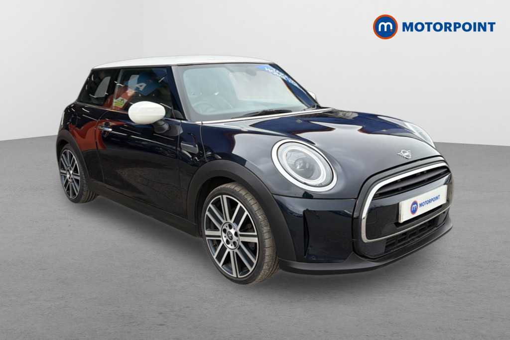 Mini Hatchback Cooper Exclusive Manual Petrol Hatchback - Stock Number (1615618) - Drivers side front corner