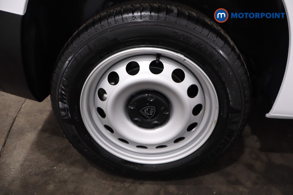 Peugeot Partner Professional Plus Manual Diesel Panel Van - Stock Number (1616386) - 10th supplementary image