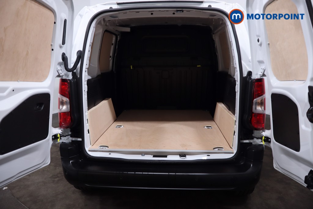 Peugeot Partner Professional Plus Manual Diesel Panel Van - Stock Number (1616386) - 37th supplementary image