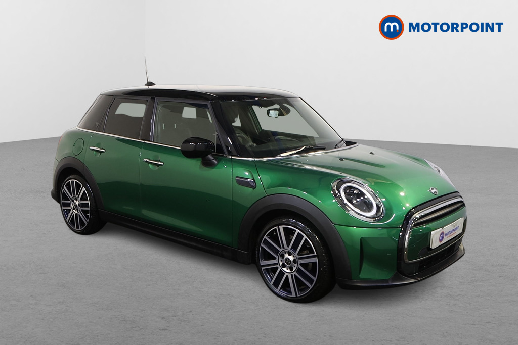 Mini Hatchback Cooper Exclusive Automatic Petrol Hatchback - Stock Number (1616580) - Drivers side front corner