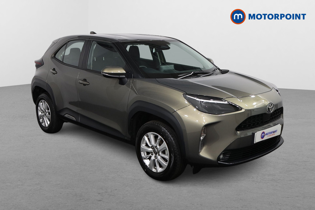 Toyota Yaris Cross Icon Automatic Petrol-Electric Hybrid Estate - Stock Number (1617158) - Drivers side front corner