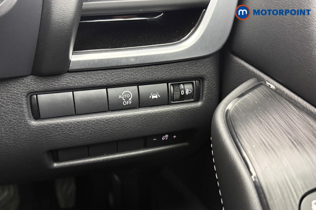 Nissan Qashqai N-Connecta Manual Petrol SUV - Stock Number (1617654) - 10th supplementary image