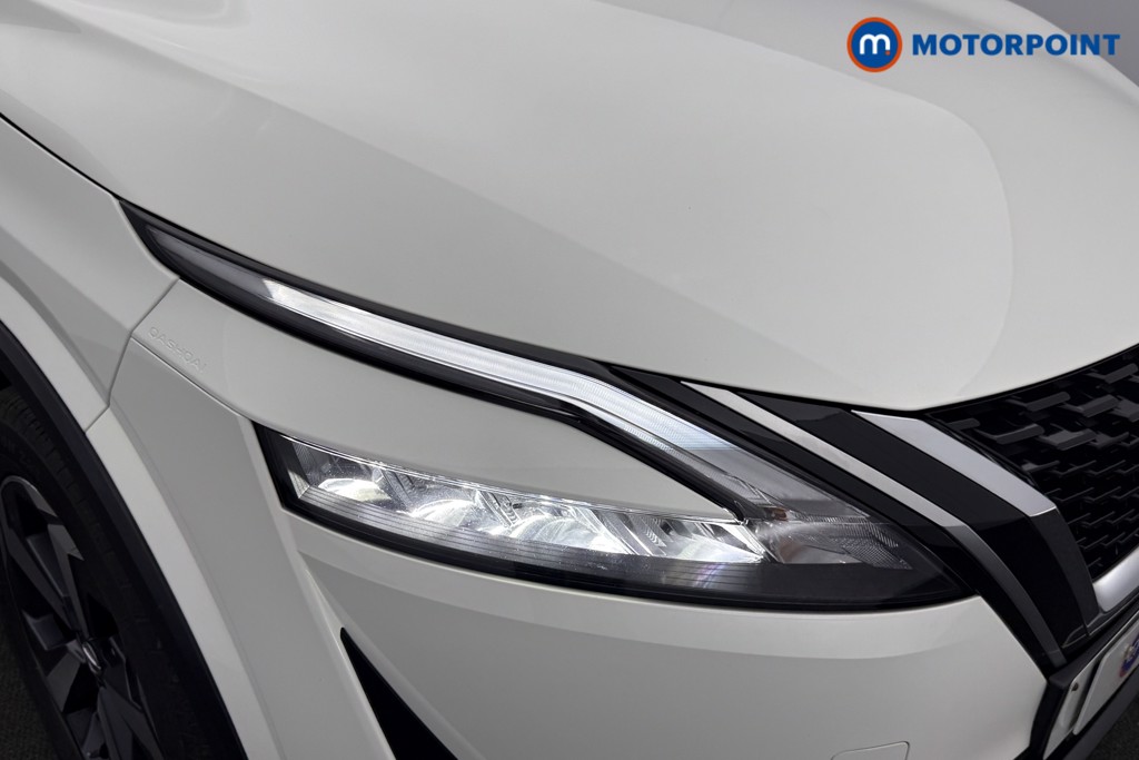 Nissan Qashqai N-Connecta Manual Petrol SUV - Stock Number (1617654) - 18th supplementary image