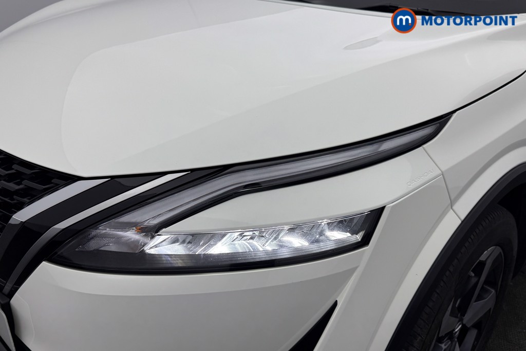 Nissan Qashqai N-Connecta Manual Petrol SUV - Stock Number (1617654) - 19th supplementary image