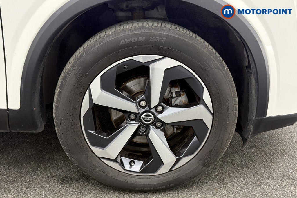 Nissan Qashqai N-Connecta Manual Petrol SUV - Stock Number (1617654) - 31st supplementary image