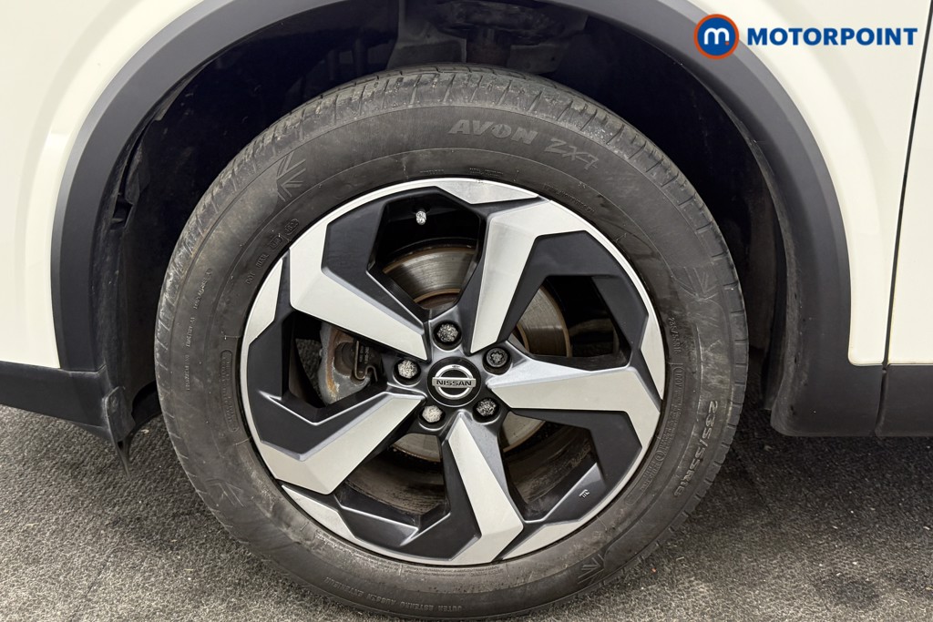 Nissan Qashqai N-Connecta Manual Petrol SUV - Stock Number (1617654) - 32nd supplementary image