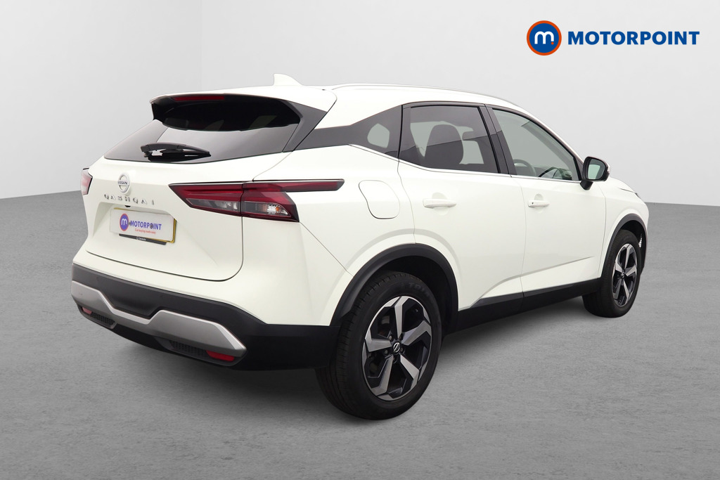Nissan Qashqai N-Connecta Manual Petrol SUV - Stock Number (1617654) - Drivers side rear corner
