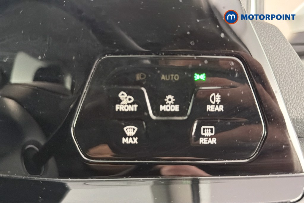 Volkswagen Golf Style Edition Manual Petrol Hatchback - Stock Number (1617964) - 18th supplementary image