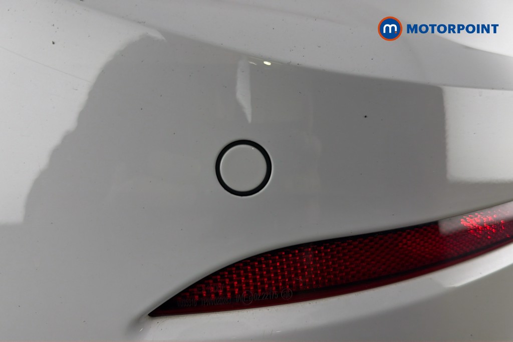 Volkswagen Golf Style Edition Manual Petrol Hatchback - Stock Number (1617964) - 40th supplementary image